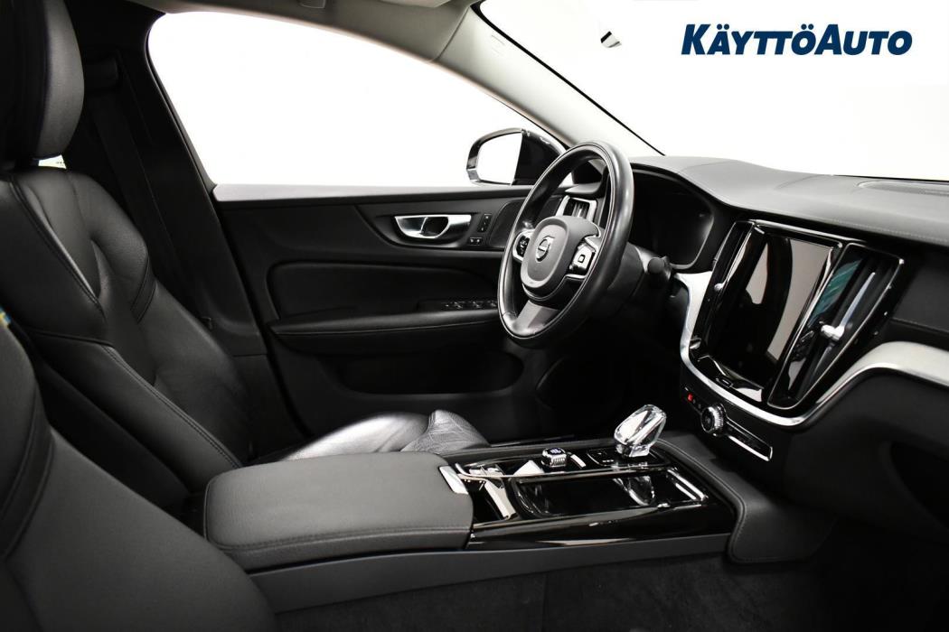 VOLVO S60 2022