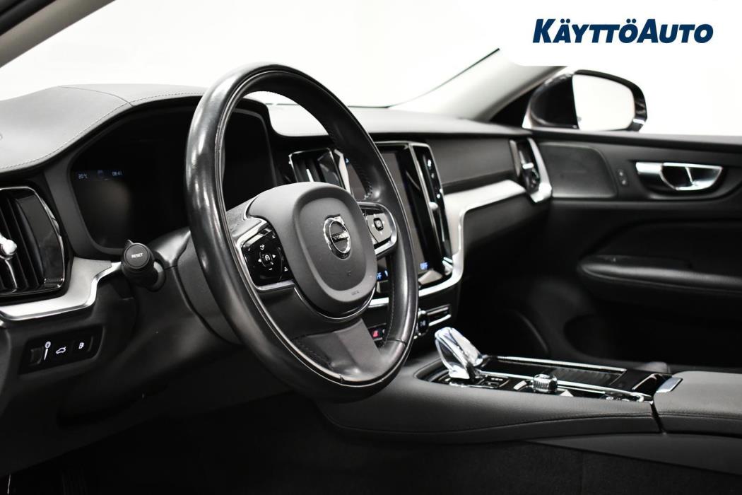 VOLVO S60 2022