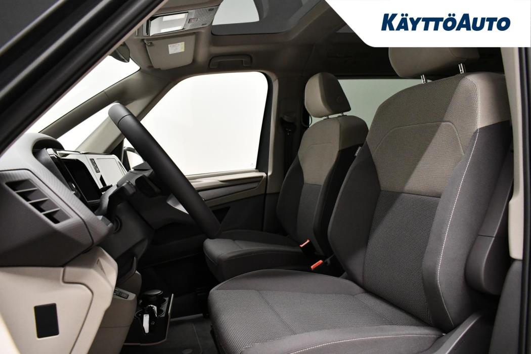 VOLKSWAGEN Multivan 2025