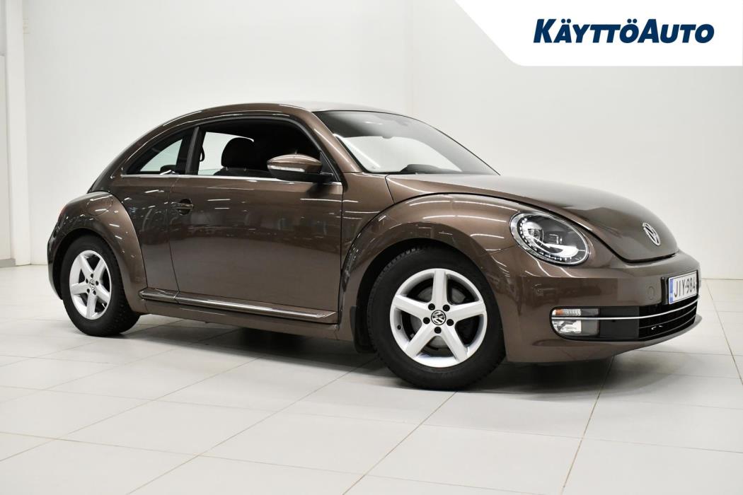VOLKSWAGEN Beetle 2013