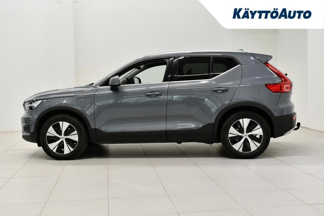 VOLVO XC40 2021