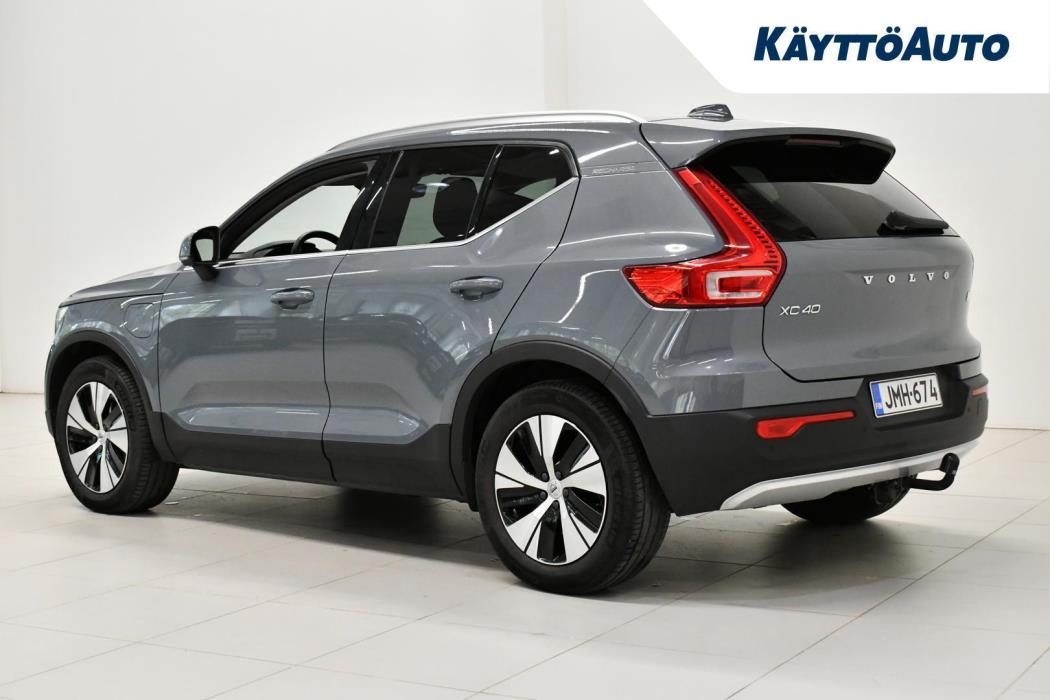VOLVO XC40 2021