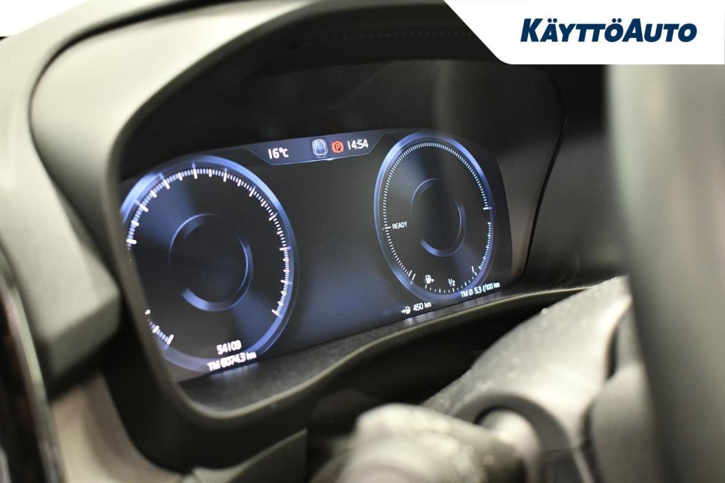 VOLVO XC40 2021