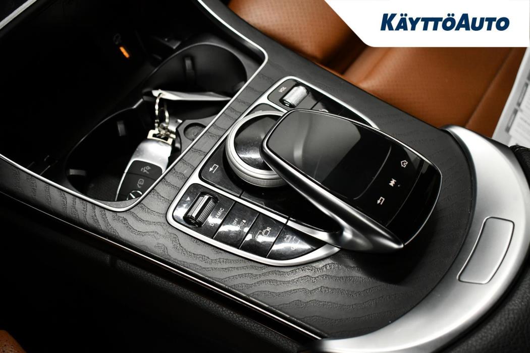 MERCEDES-BENZ C 2021