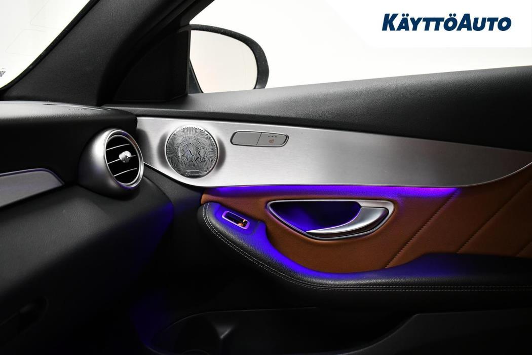 MERCEDES-BENZ C 2021