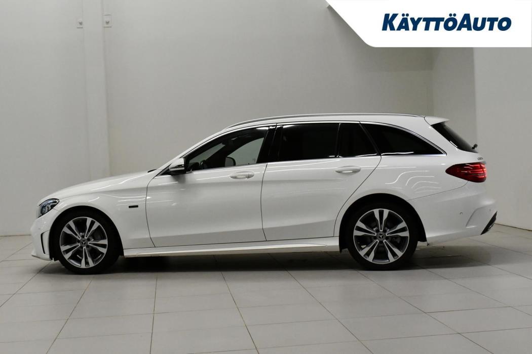 MERCEDES-BENZ C 2021