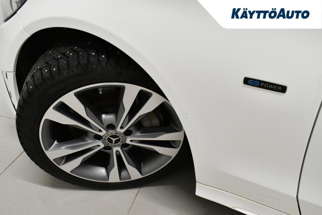 MERCEDES-BENZ C 2021