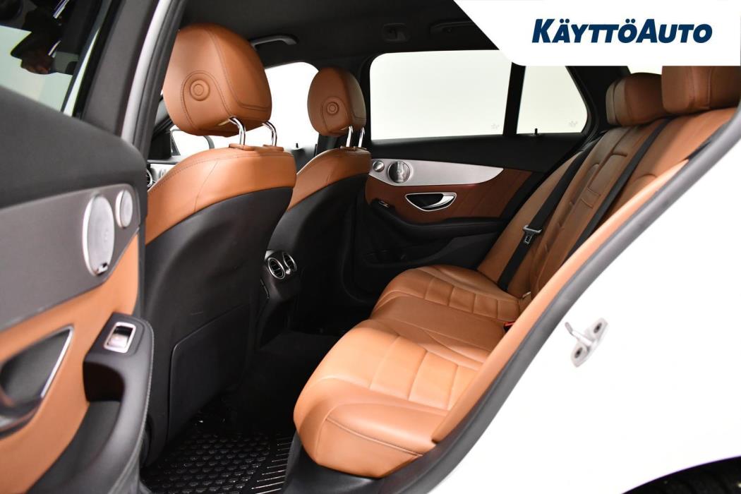 MERCEDES-BENZ C 2021