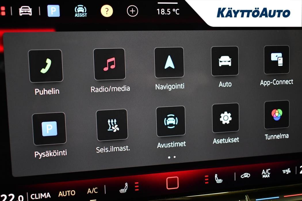 VOLKSWAGEN Golf Variant 2025