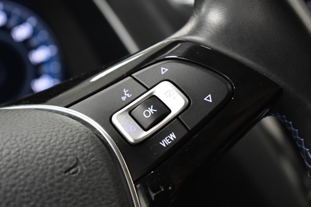 VOLKSWAGEN Golf 2019