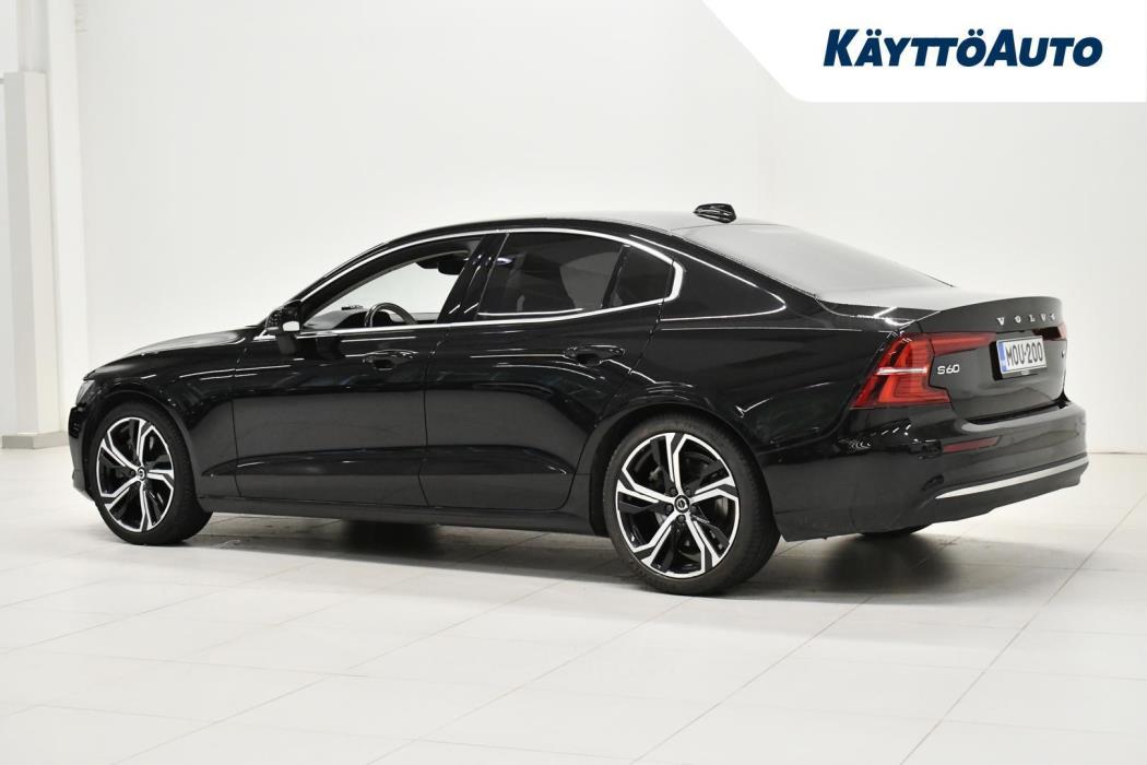 VOLVO S60 2023