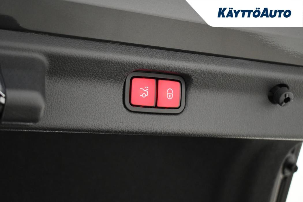 MERCEDES-BENZ EQE 2023