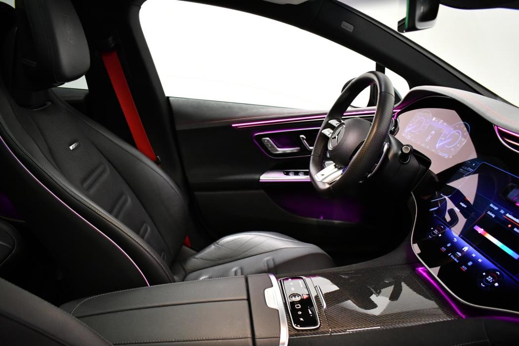 MERCEDES-BENZ EQE 2023