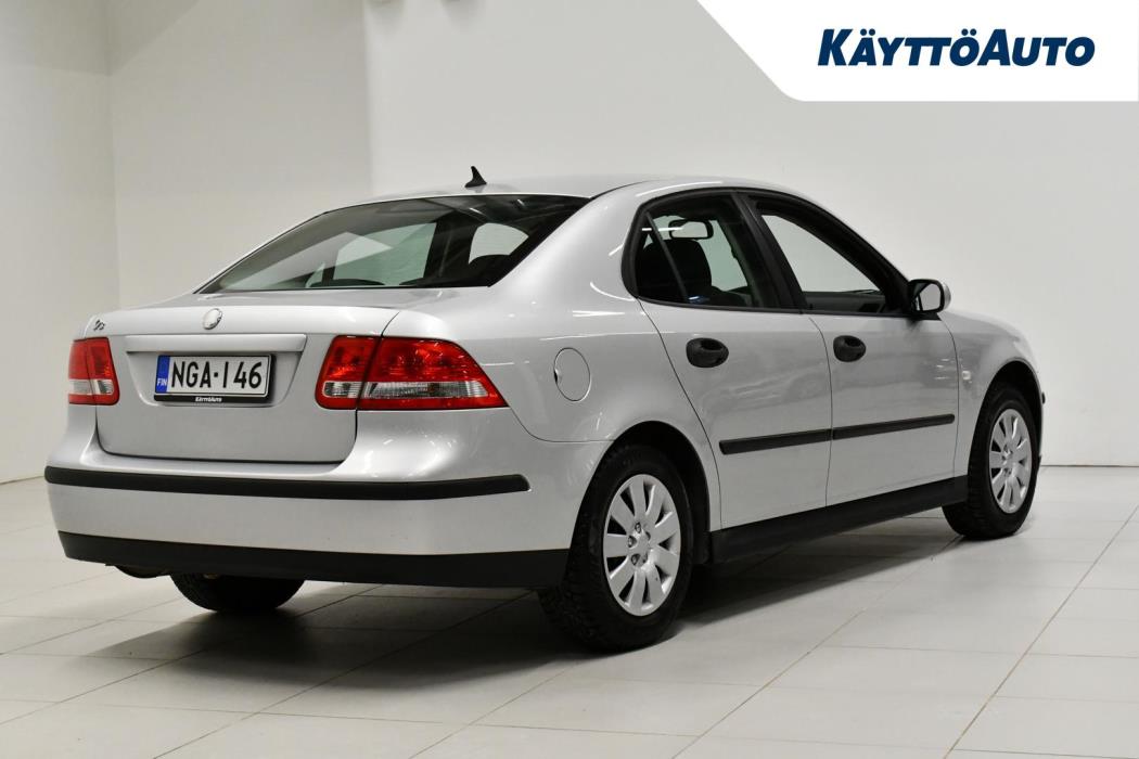 SAAB 9-3 2004