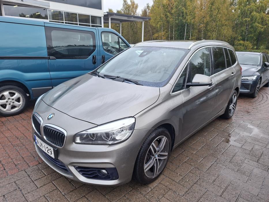 BMW 218 2016
