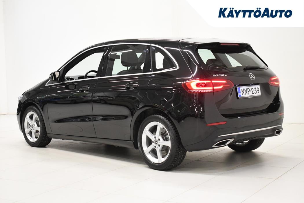 MERCEDES-BENZ B 2021