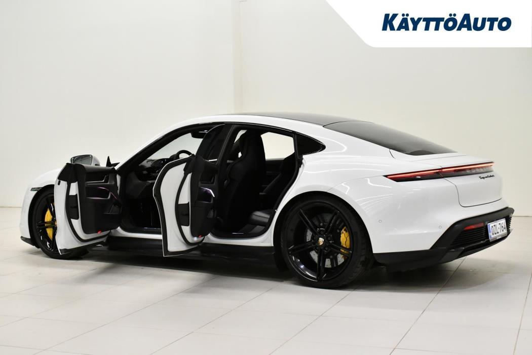 PORSCHE TAYCAN 2020