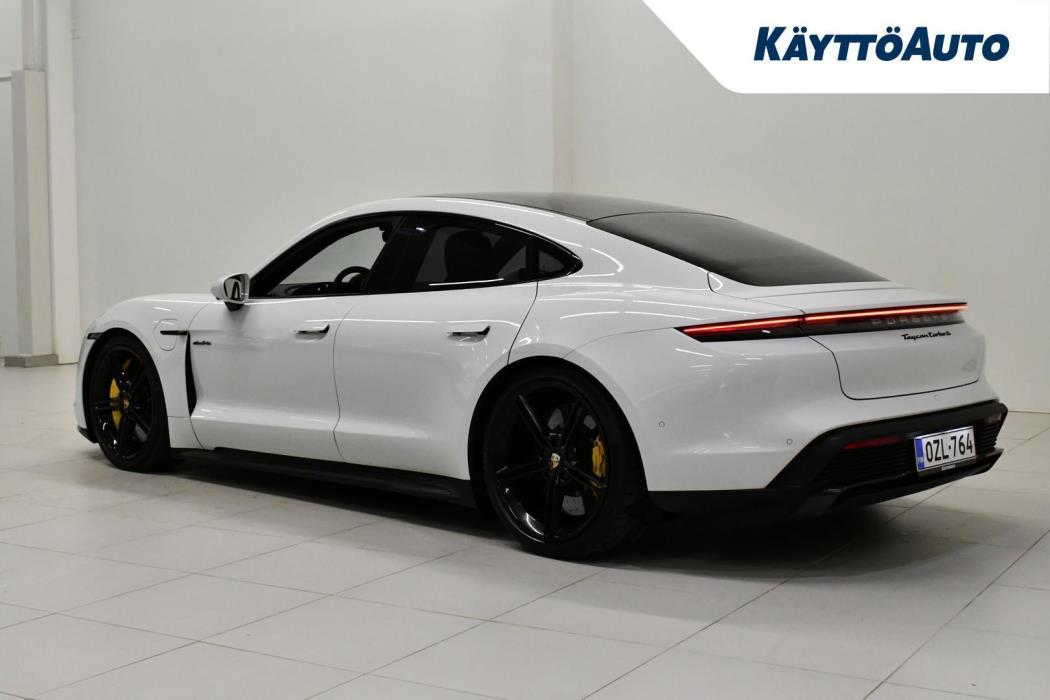 PORSCHE TAYCAN 2020