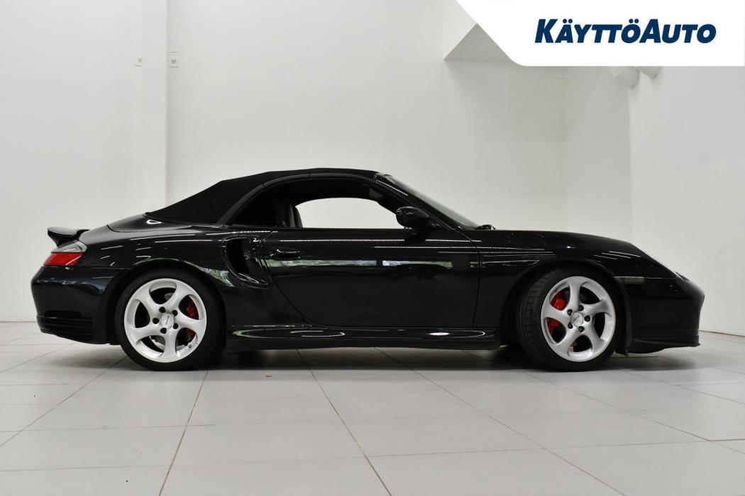 PORSCHE 911 2004