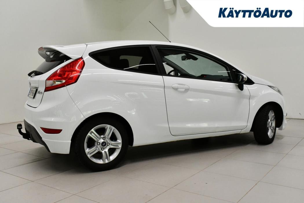 FORD FIESTA VAN 2010