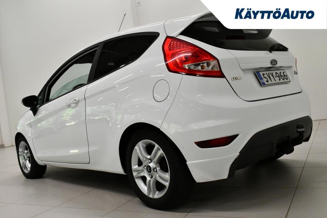 FORD FIESTA VAN 2010