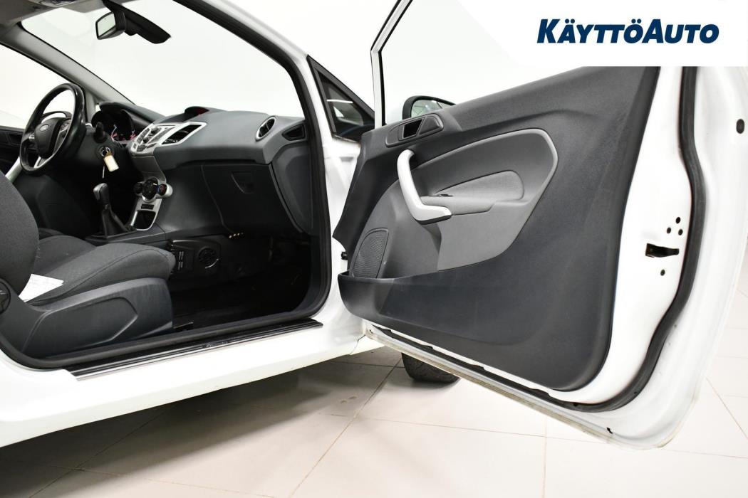 FORD FIESTA VAN 2010