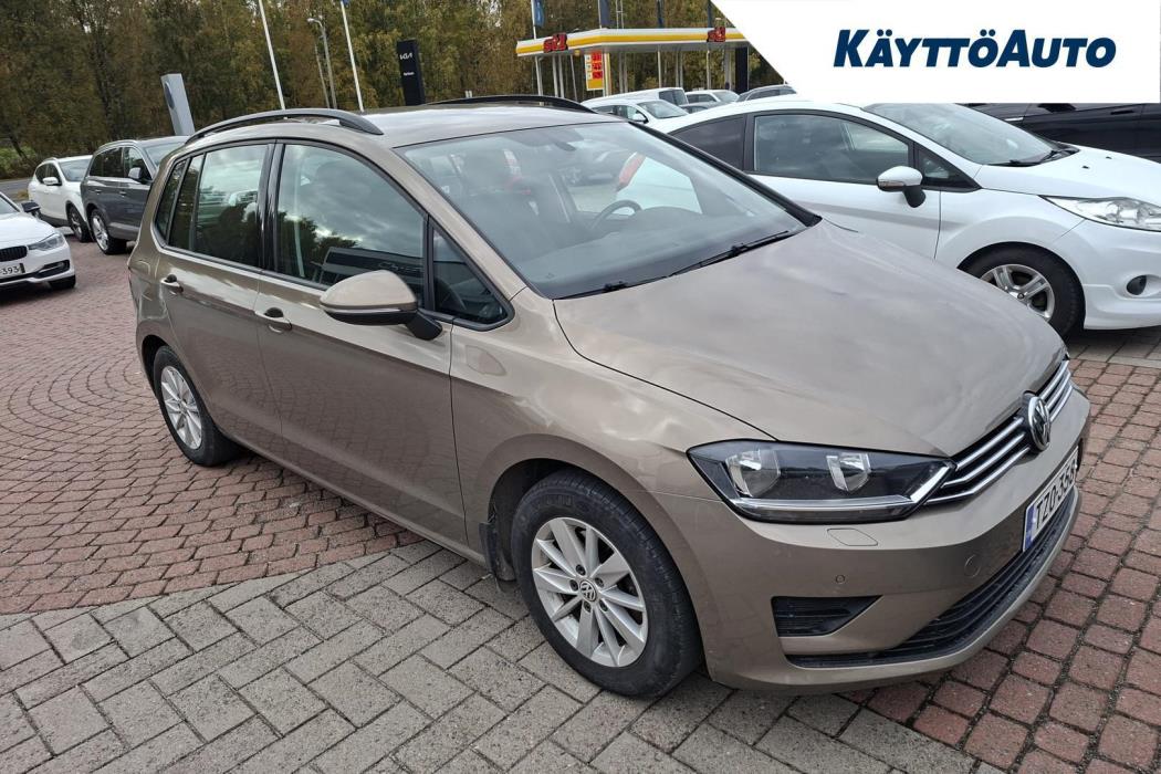 VOLKSWAGEN Golf Sportsvan 2015