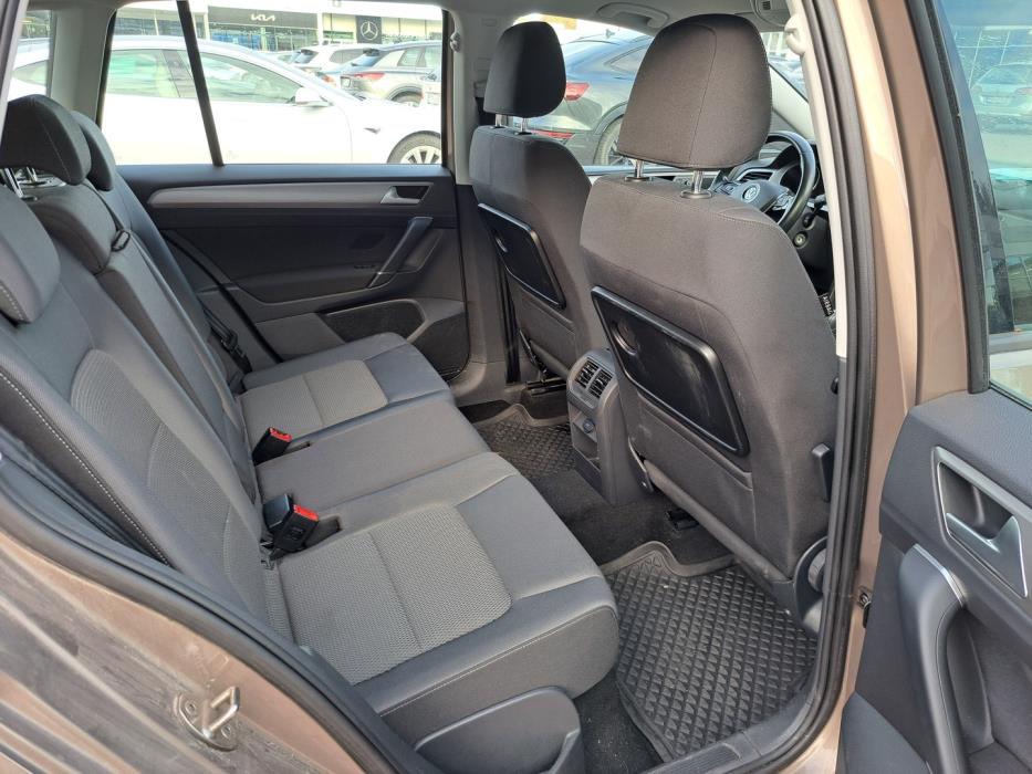 VOLKSWAGEN Golf Sportsvan 2015