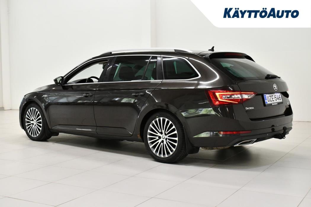 SKODA Superb 2015