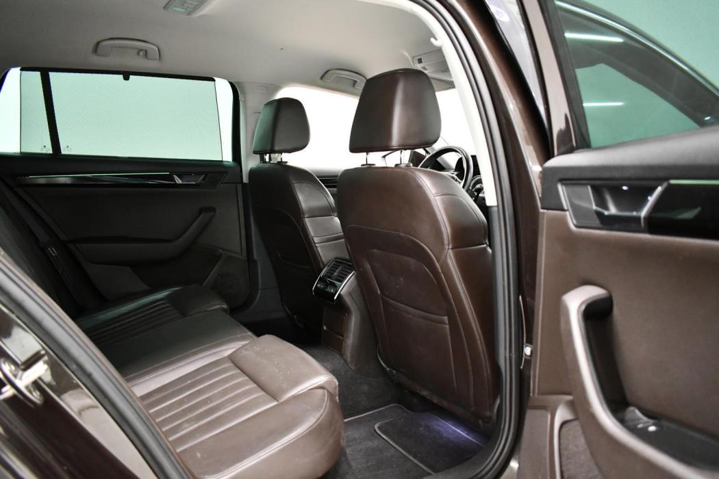 SKODA Superb 2015