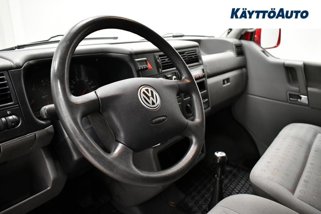 VOLKSWAGEN Caravelle 2002