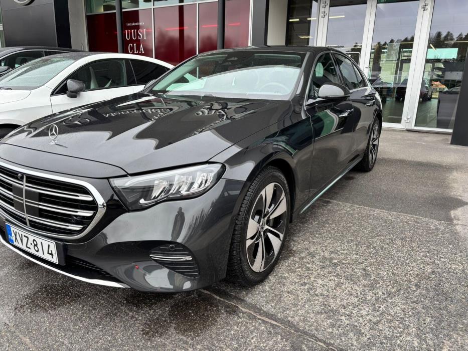 MERCEDES-BENZ E 2025