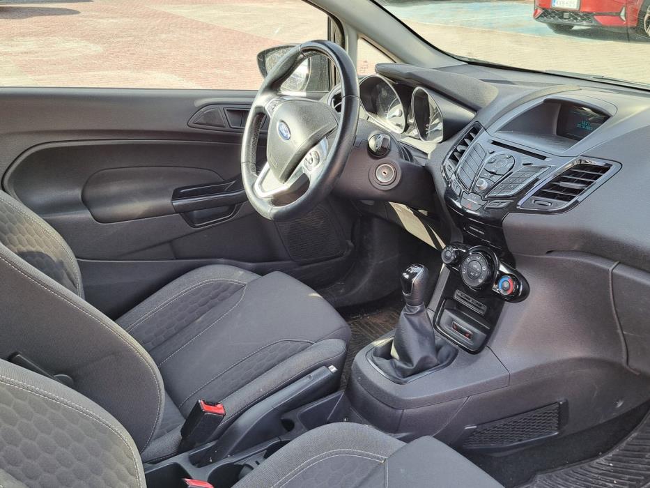 FORD Fiesta Van 2016