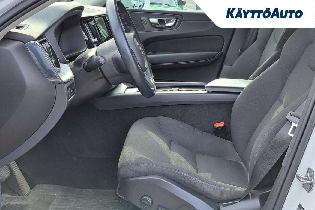 VOLVO XC60 2021