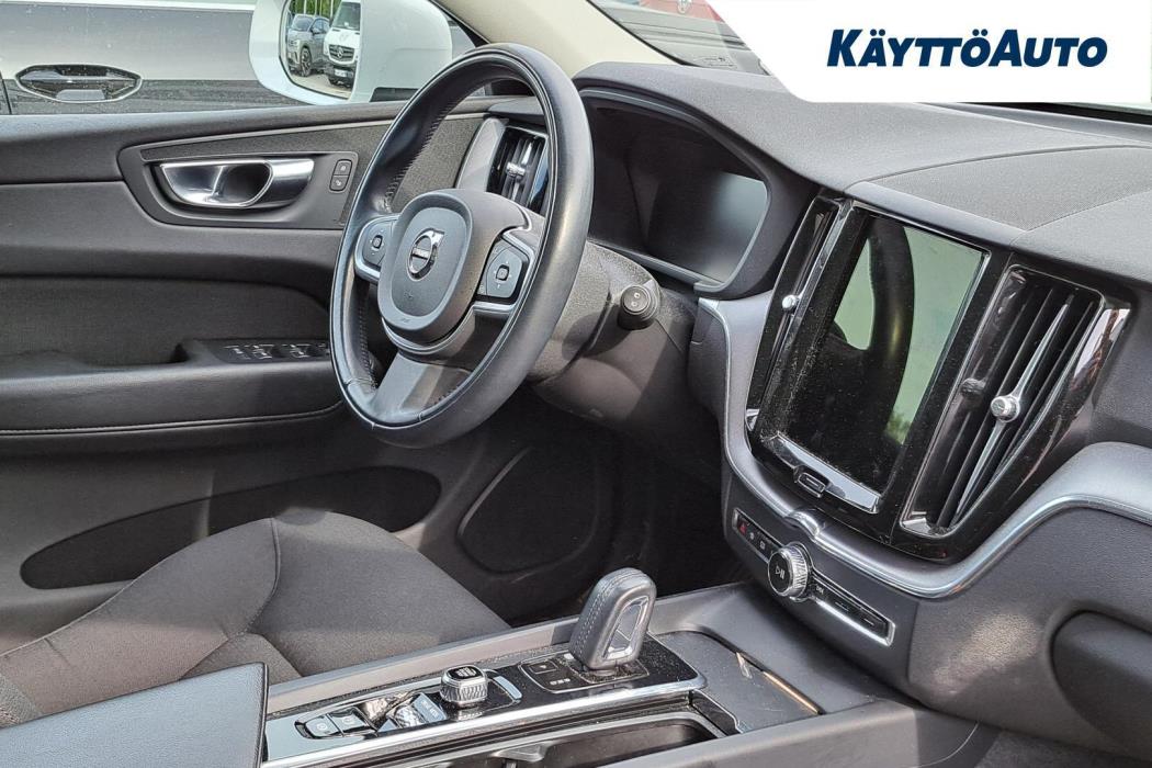 VOLVO XC60 2021