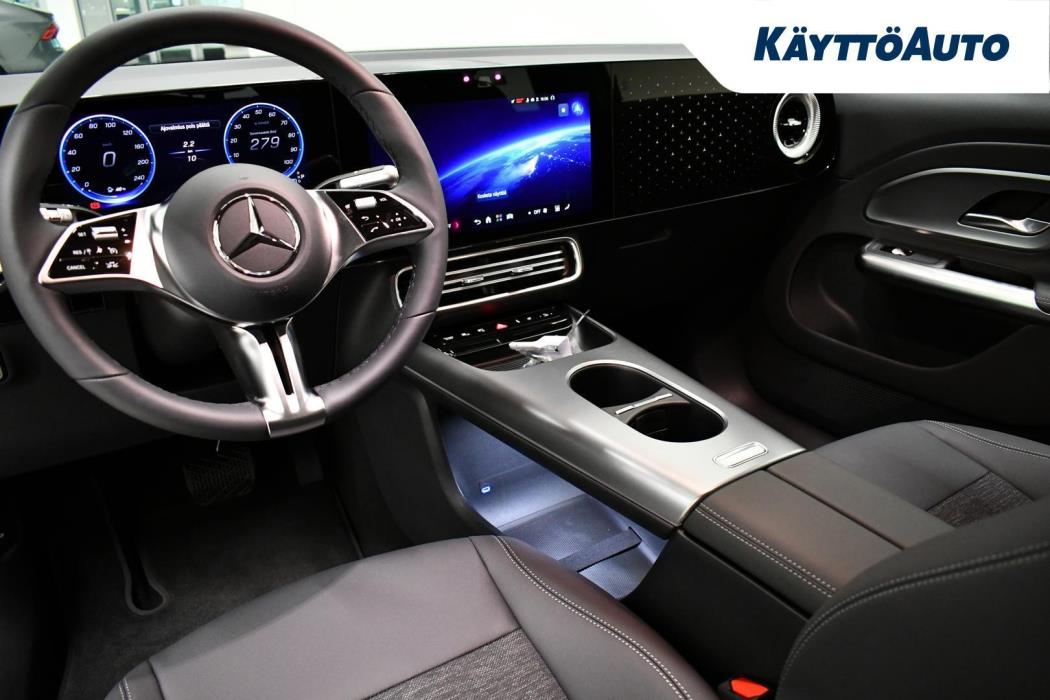 MERCEDES-BENZ GLB 2026