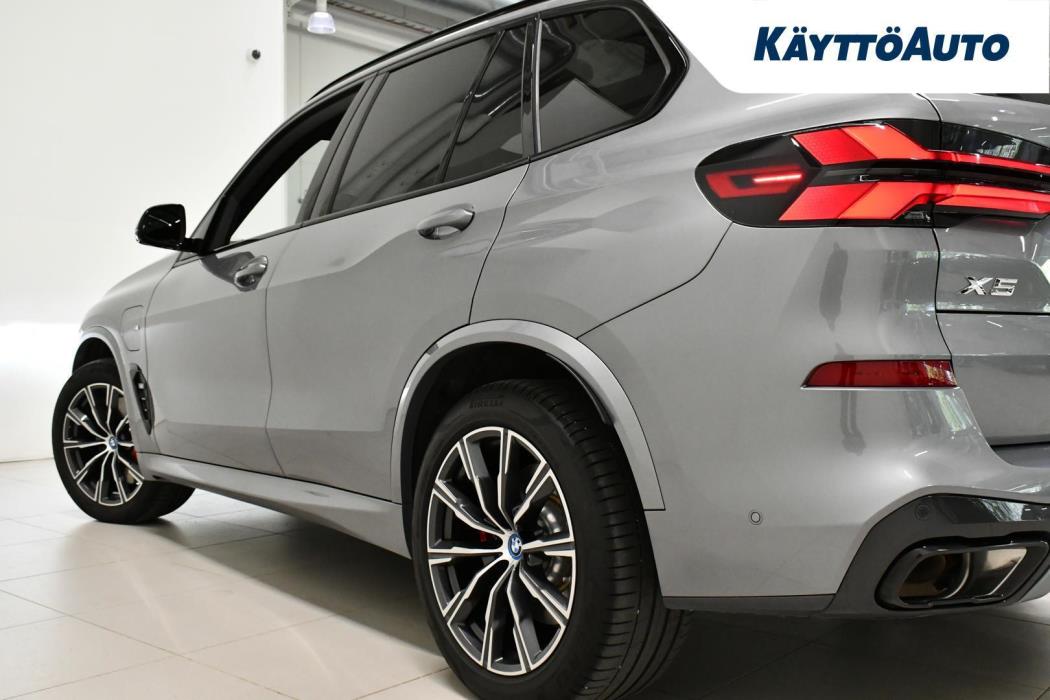 BMW X5 2024