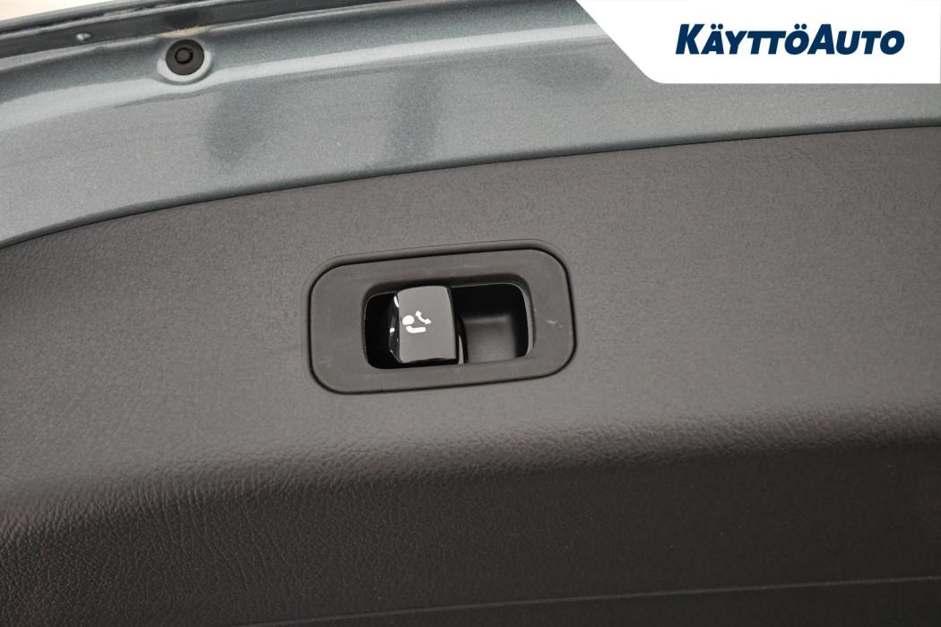 MERCEDES-BENZ GLC 2026