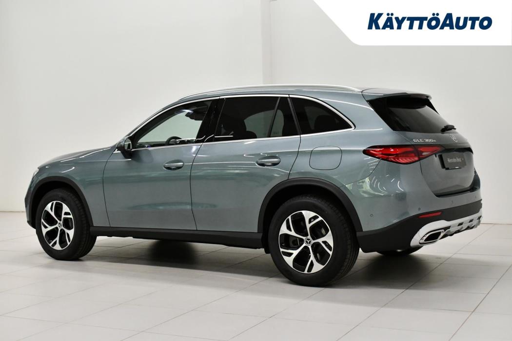 MERCEDES-BENZ GLC 2026