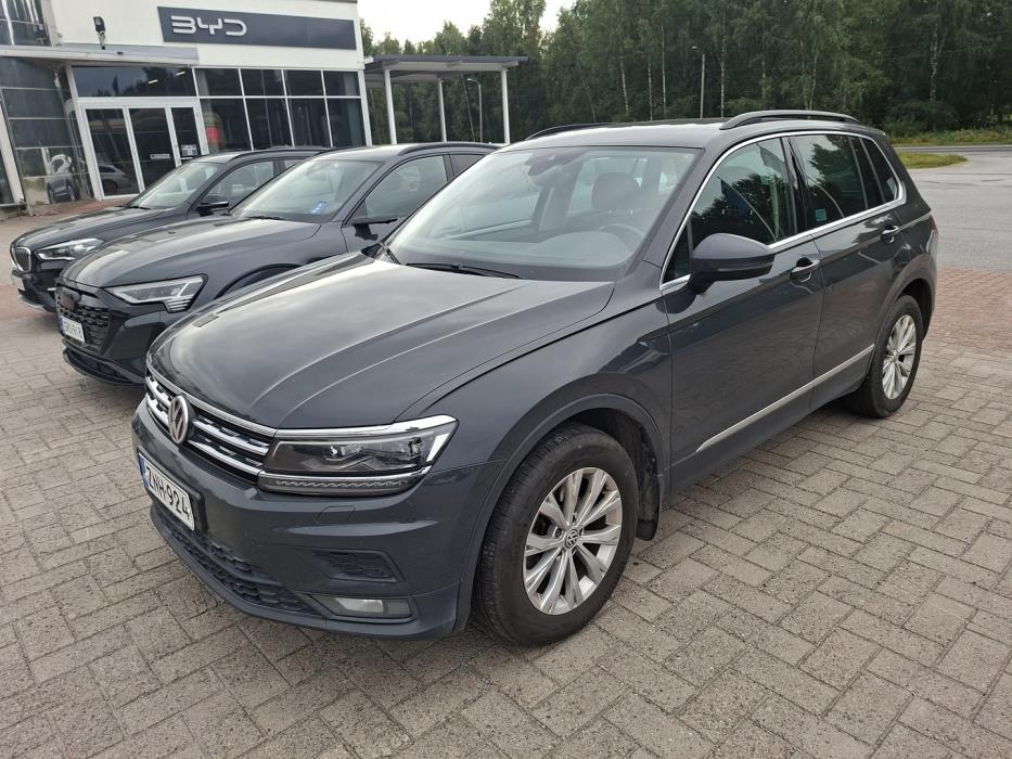 VOLKSWAGEN Tiguan 2020