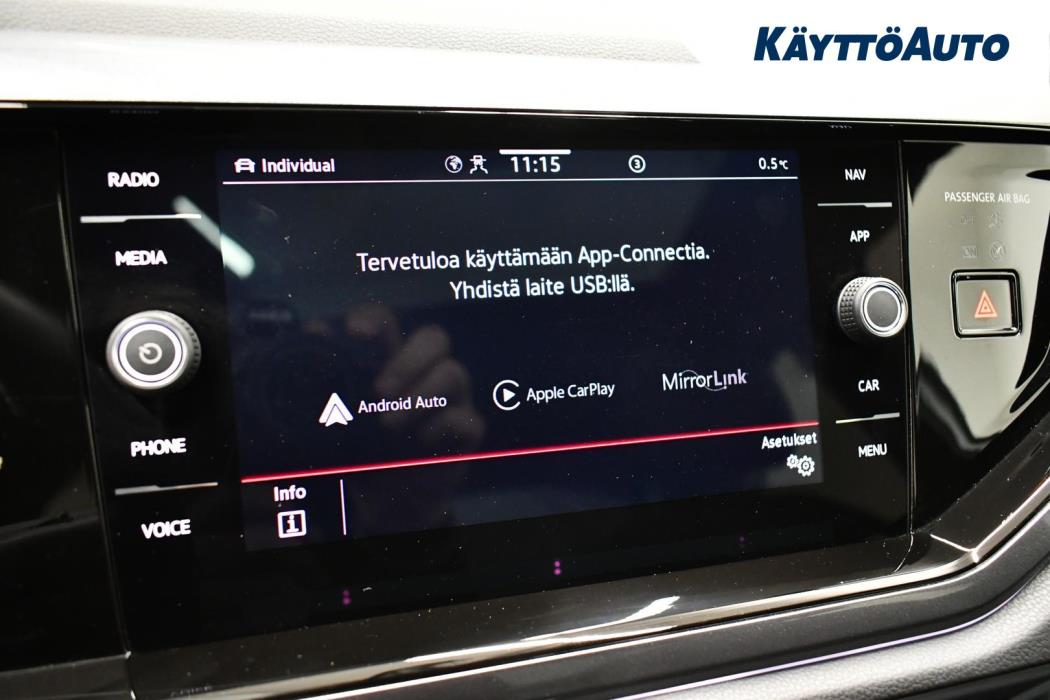 VOLKSWAGEN Polo 2023