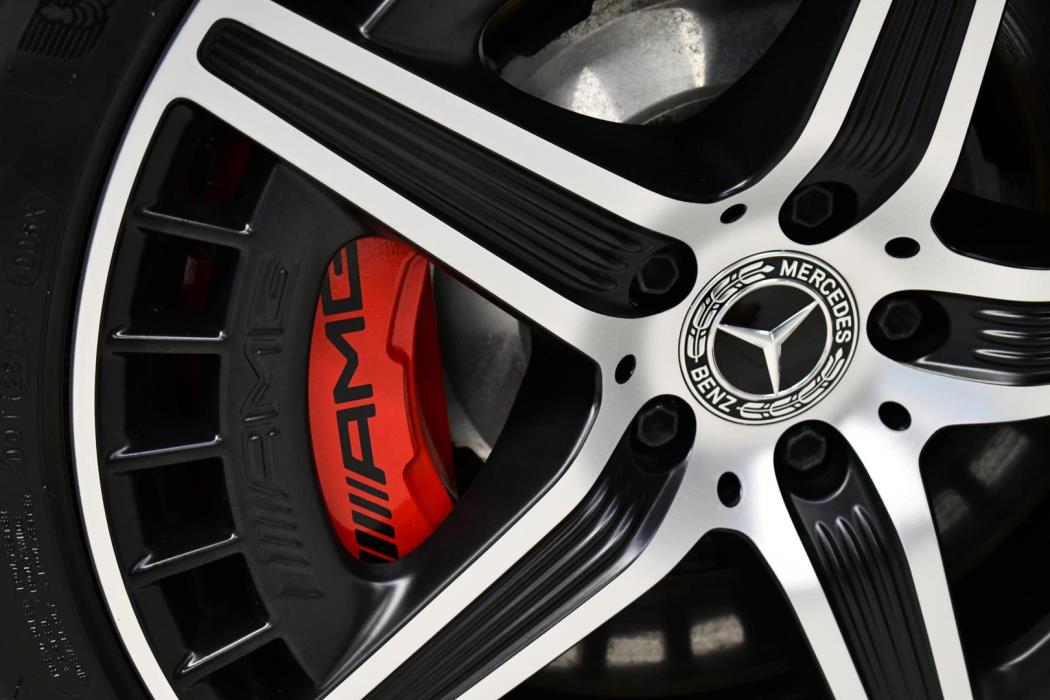 MERCEDES-BENZ EQE 2023