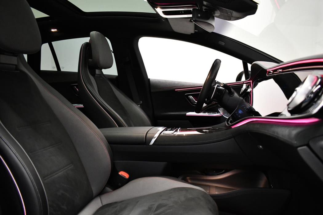 MERCEDES-BENZ EQE 2023