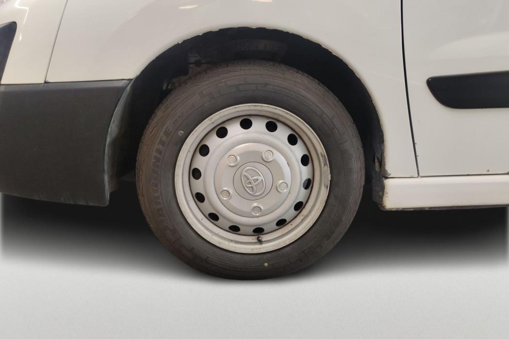 TOYOTA PROACE 2016