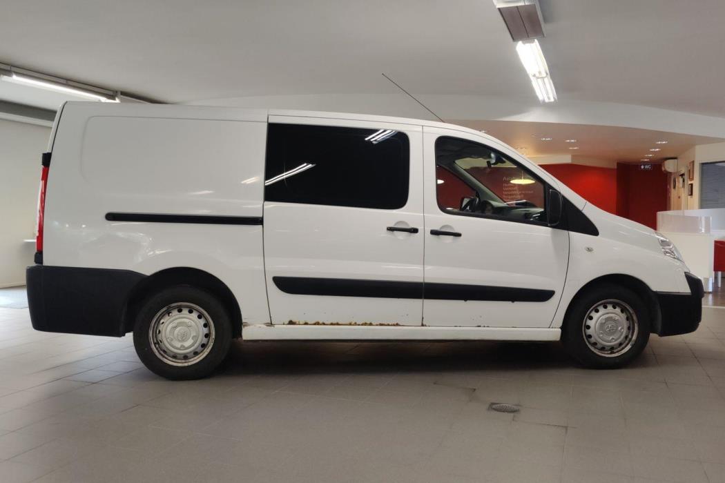 TOYOTA PROACE 2016