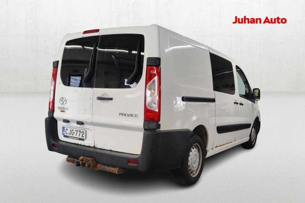 TOYOTA PROACE 2016