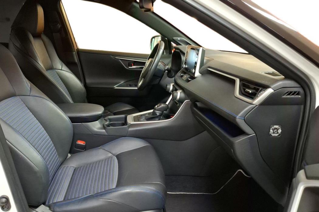 TOYOTA RAV4 2019