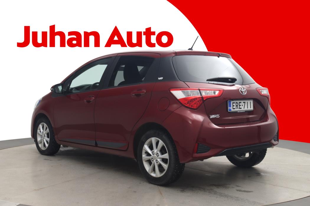 TOYOTA Yaris 2019