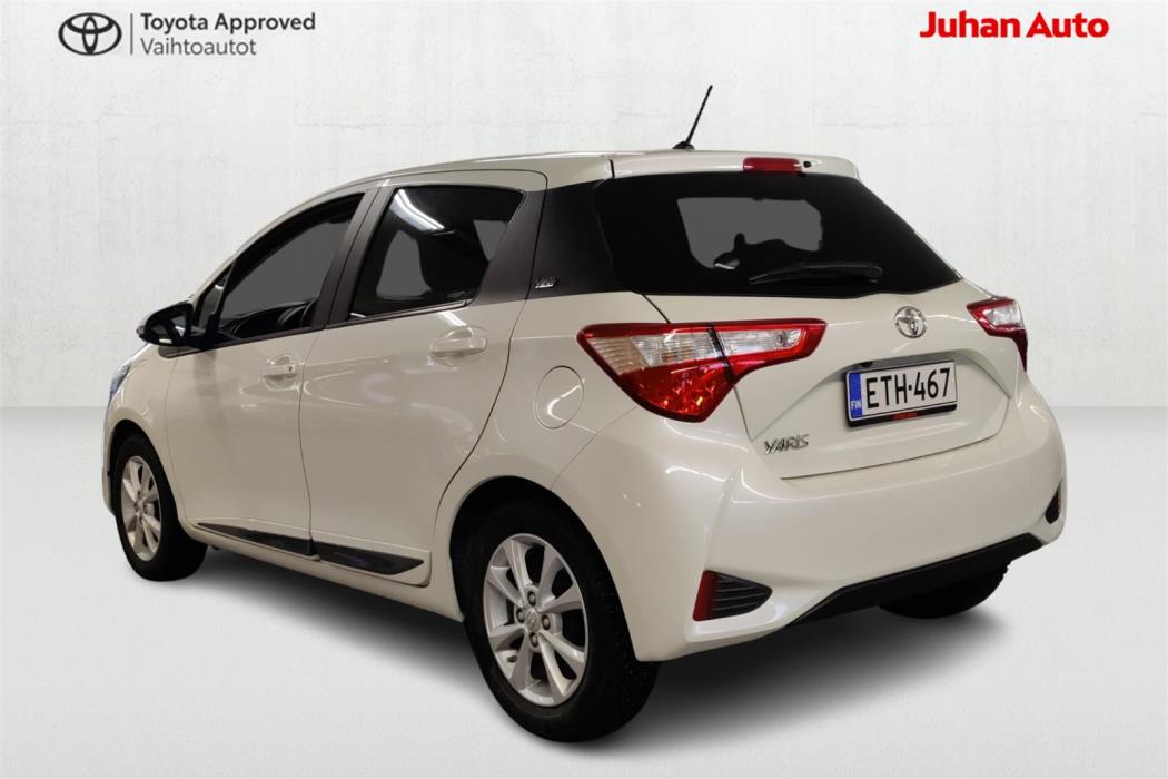 TOYOTA Yaris 2019