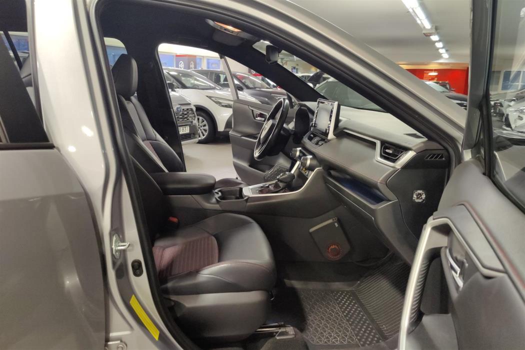 TOYOTA RAV4 Plug-in 2021